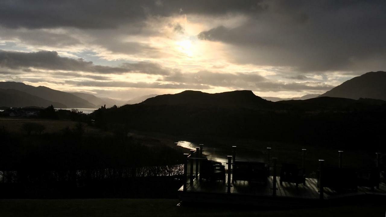 Misty Isle Apartments Ltd - Maol View Kyleakin Exterior foto